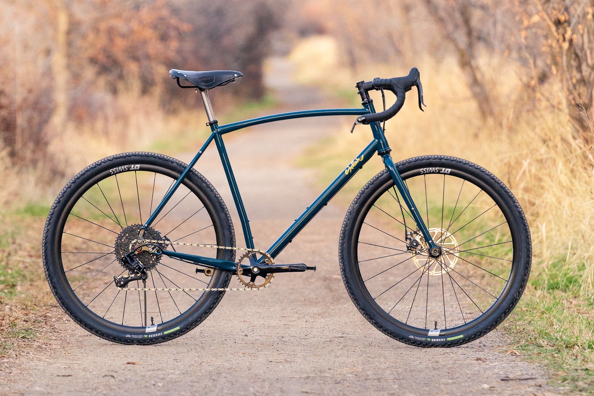 Bob's SuperSomething gravel bike - mechanical with bar end shifter