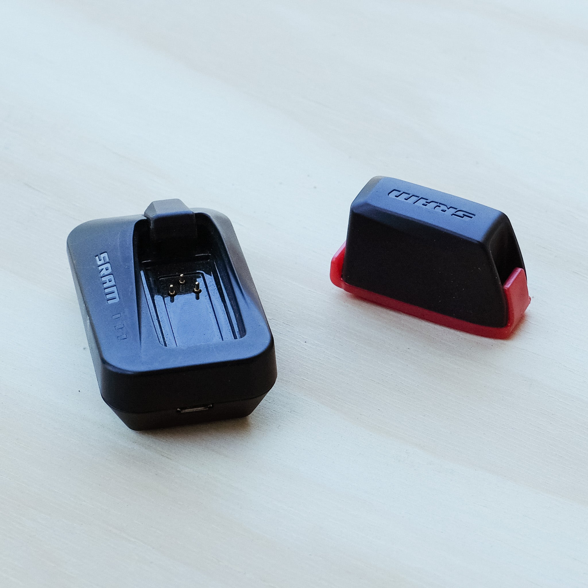 SRAM AXS Charger + Extra Battery Kit