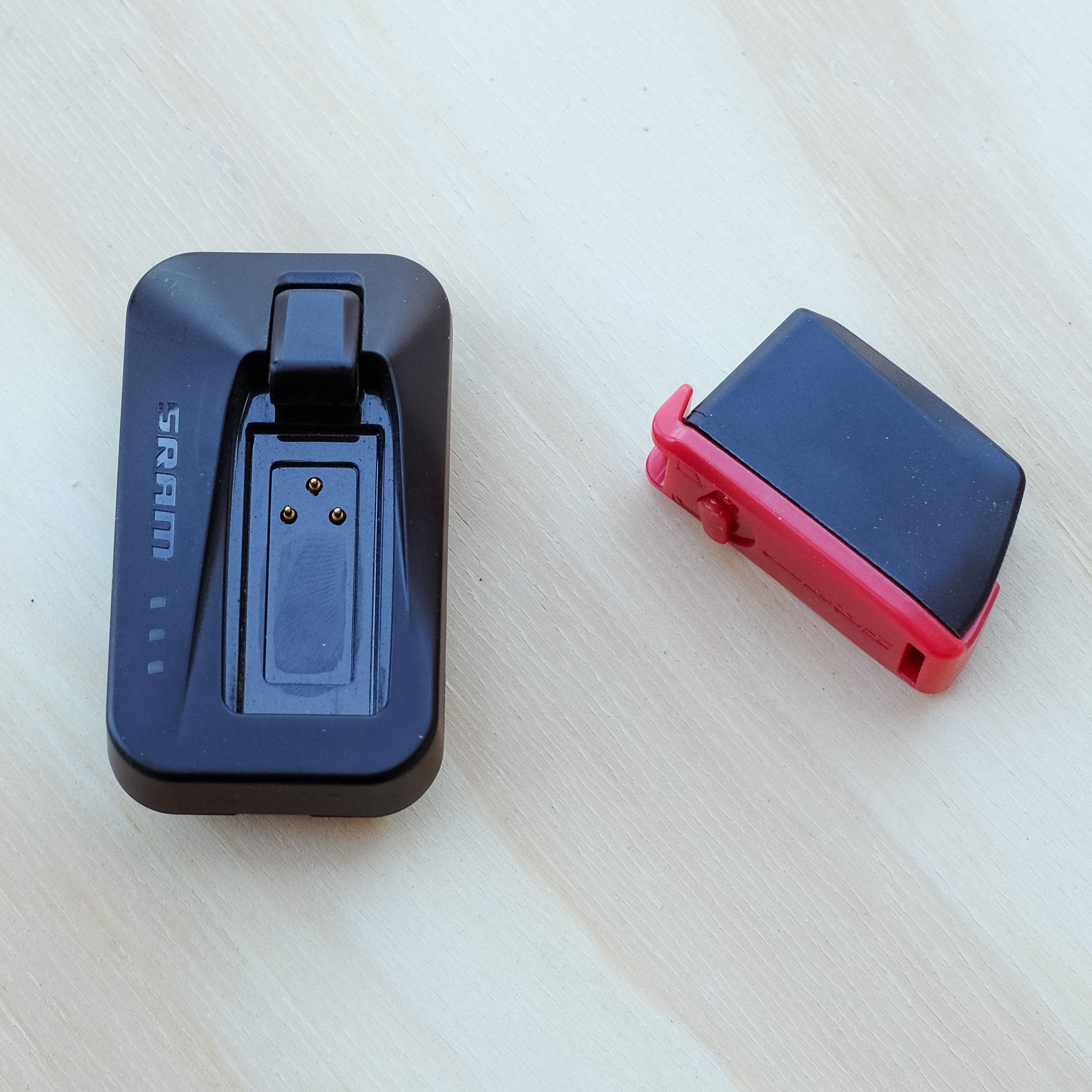 SRAM AXS Charger + Extra Battery Kit