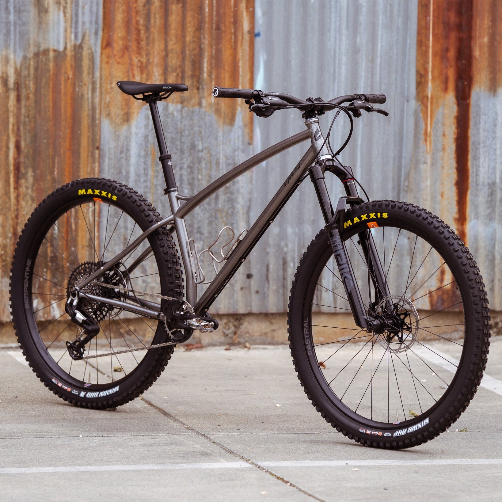 sklar tall tale steel hardtail 140mm mountain bike